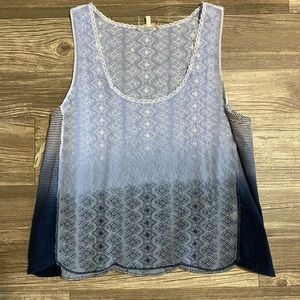 BKE Women’s Shirt Size L